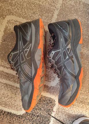 Кроссовки asics 43 р 3