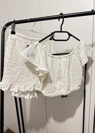 Неймовірний жіночий костюм із прошви primark