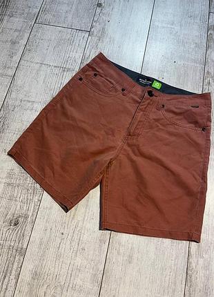 Мужские шорты легкие quiksilver