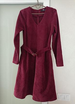 Коротка жіноча сукня arjen, бордова, розмір s, вельвет