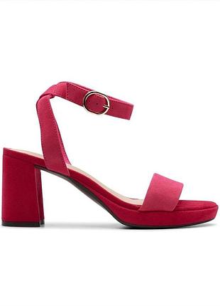 Clarks босоніжки, великий розмір взуття, яскраві, високий каблук 42, 27.5 см.