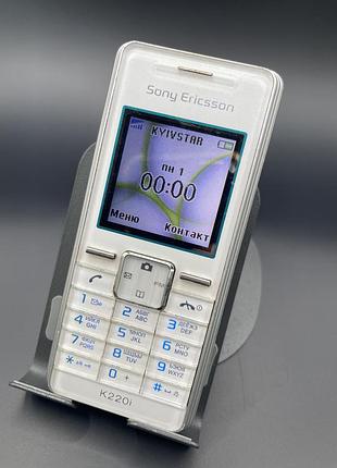Телефон sony ericsson  k 220i