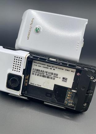 Телефон sony ericsson  k 220i 7