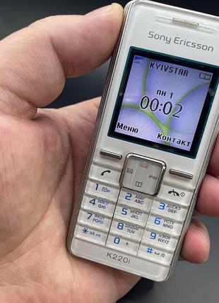 Телефон sony ericsson  k 220i 6
