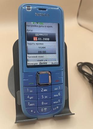 Retro phone nokia 3120 classic
