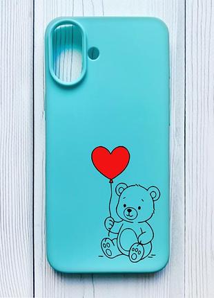 Матовый бирюзовый чехол на iphone 16 plus медвежонок с сердечком (принт 431)