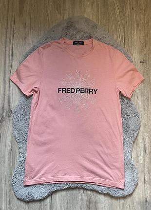 Fred perry футболка дуже гарна біг лого