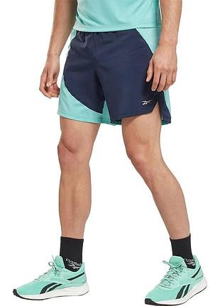 Чоловічі спортивні шорти від reebok  розмір m оригінал