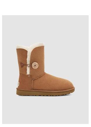 Ugg bailey button ii