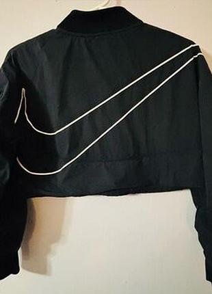 Вкорочена вітровка-бомбер   nike l4
