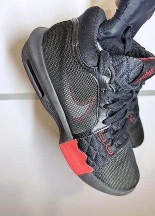 Чоловічі кроссівки nike jordan оригінал розмір 43 27,5 см стан ідеальний