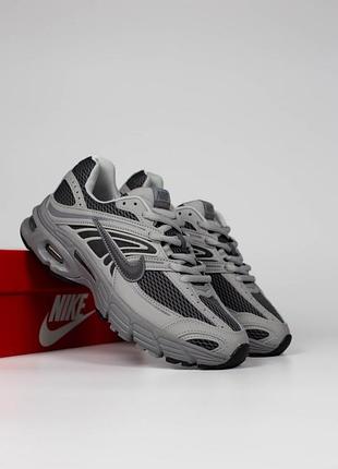 Чоловічі кросівки найк сірі nike air max moto 2k grey