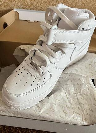 Кроссовки nike 2