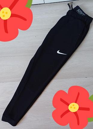 Мужские  спортивные штаны  nike