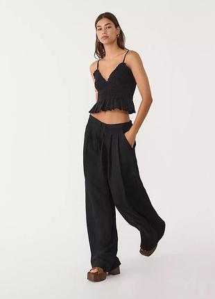 Широкі штани stradivarius