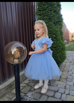 Праздничное платье для девочки 3 - 4 лет