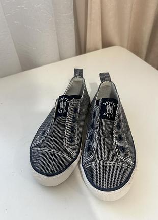 Нові стильні кеди h&m