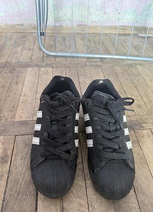 Adidas superstar