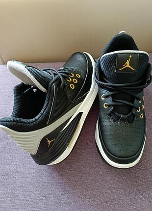 Детские кроссовки air jordan max aura 5 размер 36, 5