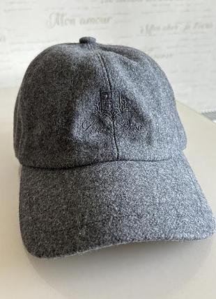 Нова кепка loro piana