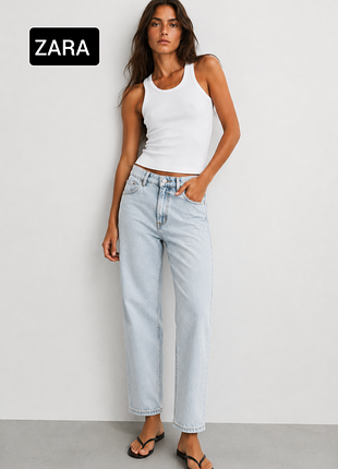 Джинсы женские голубого цвета укороченные от бренда zara s