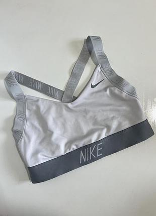Спортивний топ nike