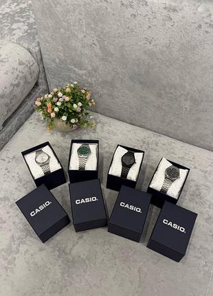 Годиник від бренду casio