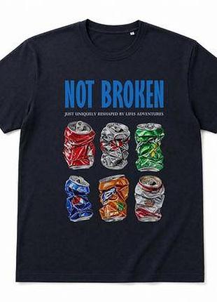 Футболка з принтом not broken