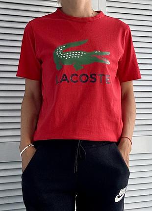 Ексклюзивна футболка від lacoste