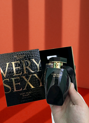 2.08 не буде в продажі very sexy night оригінал 50мл парфум вікторія сікрет victoria secret