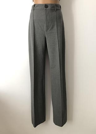 Сірі прямі штани висока посадка pull&bear відстрочені стрілки s/36/26