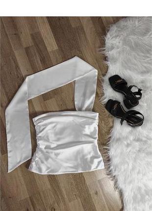 Zara l топ зі шлейфом