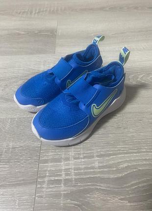 Кросівки  nike 27 р