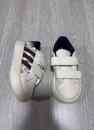 Кеди дитячі на  липучках adidas