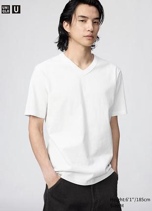 Бавовняна футболка uniqlo с v-подібним вирізом v neck t-shirt