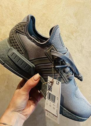Кросівки adidas(оригінал)