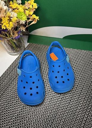 Оригинальные шлепанцы crocs