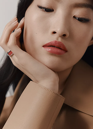 Hermes rouge 21 rose epice шовковиста губна помада hermès silky lipstick