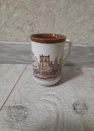 Вінтажна чашка з іронстоуну churchill china