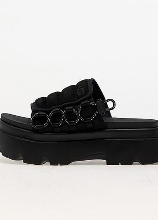 Жіночі сандалі ugg callie чорного кольору з товстою платформою та характерним стьобаним верхом.розмір:37,5;40 матеріал: нубук( шкіра)