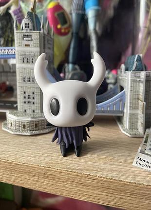 Фігурка на тематику гри hollow knight