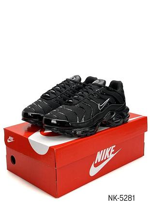 Женские кроссовки nike air max plus