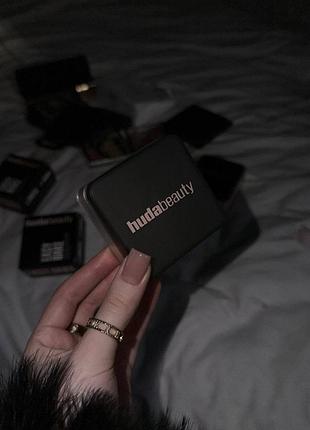 Рассыпчатая пудра для фиксации и бейкинга huda beauty easy bake loose baking &amp; setting powder