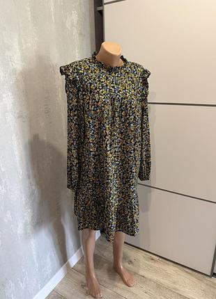 Сукня квітковий жовто-блакитний принт з рюшами new look розмір 48 l