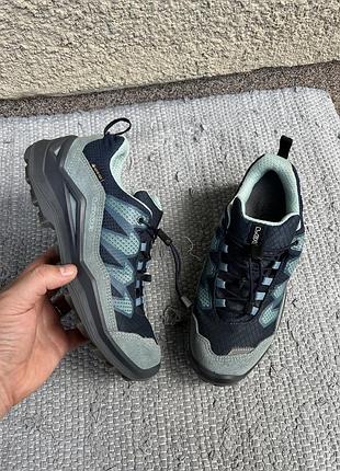 Шкіряні кросівки lowa gore-tex