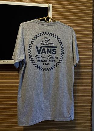 Футболка vans