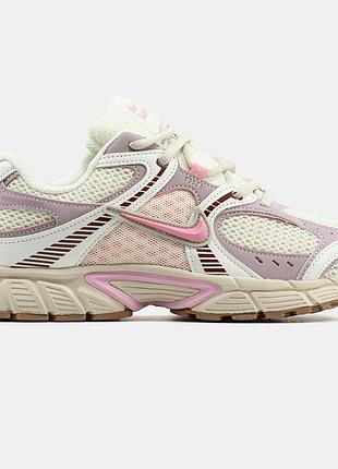 Круті зручні кросівки nike v5 rnr beige pink purple