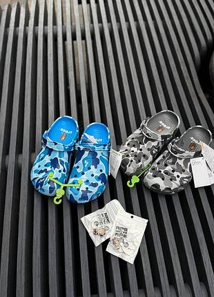 Crocs bape