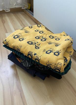 Лот речей на хлопчика 122 см , світшот новий