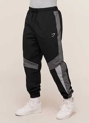 Чоловічі спортивні штани gymshark
